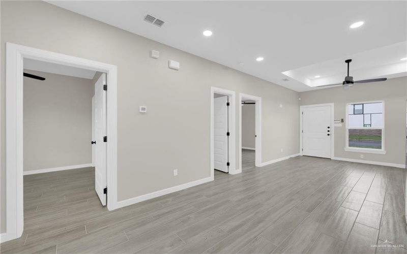 905 Crestview Street unit: 2, Weslaco, TX 78599, 2 Bedrooms Bedrooms, ,2 BathroomsBathrooms,Residential,For Sale,905 Crestview Street unit: 2,0,494565