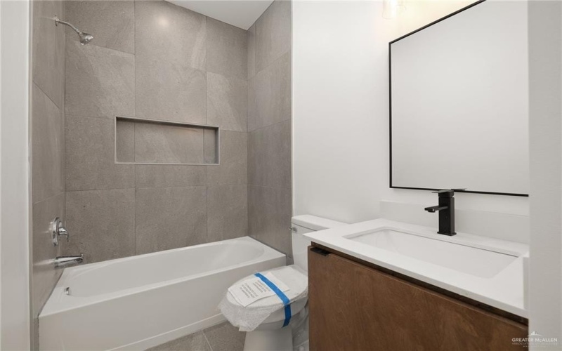 2813 Links Drive unit: 3, Edinburg, TX 78542, 3 Bedrooms Bedrooms, ,2 BathroomsBathrooms,Residential,For Sale,2813 Links Drive unit: 3,0,497958