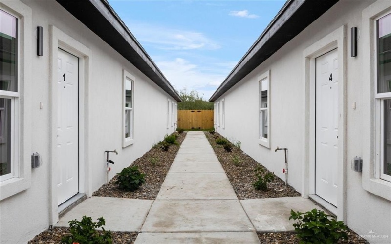 2813 Links Drive unit: 3, Edinburg, TX 78542, 3 Bedrooms Bedrooms, ,2 BathroomsBathrooms,Residential,For Sale,2813 Links Drive unit: 3,0,497958