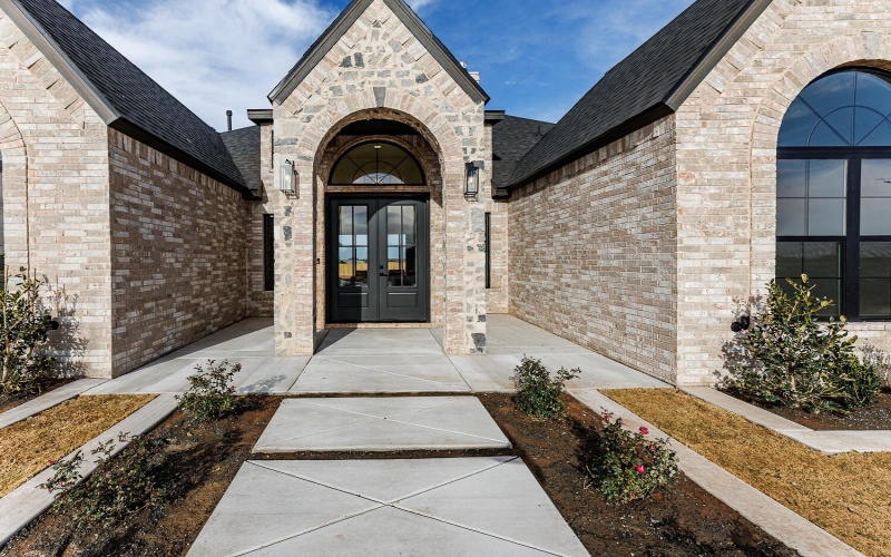 15005 Canton Avenue, Lubbock, TX 79423, 4 Bedrooms Bedrooms, ,5 BathroomsBathrooms,Residential,For Sale,15005 Canton Avenue,0,202603518