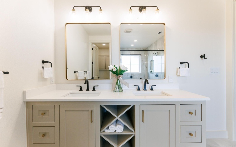 15005 Canton Avenue, Lubbock, TX 79423, 4 Bedrooms Bedrooms, ,5 BathroomsBathrooms,Residential,For Sale,15005 Canton Avenue,0,202603518