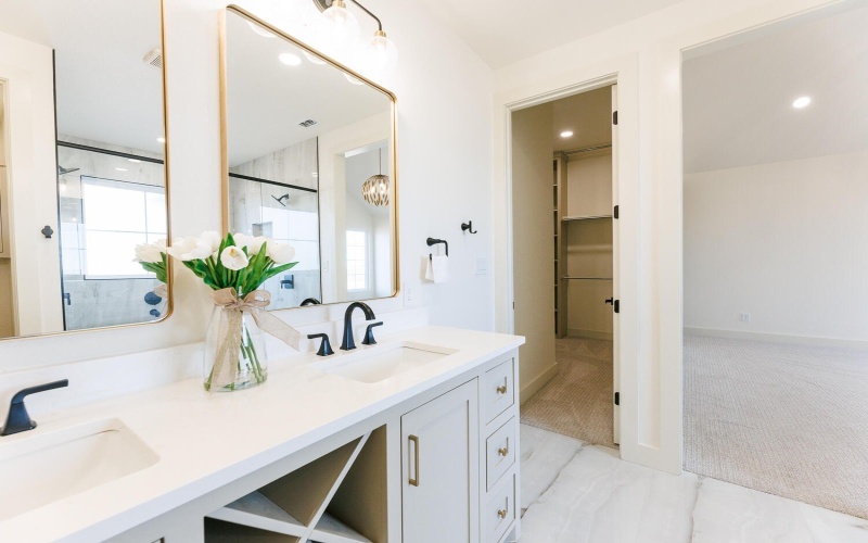 15005 Canton Avenue, Lubbock, TX 79423, 4 Bedrooms Bedrooms, ,5 BathroomsBathrooms,Residential,For Sale,15005 Canton Avenue,0,202603518