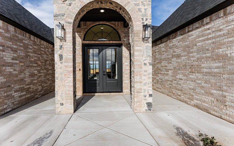 15005 Canton Avenue, Lubbock, TX 79423, 4 Bedrooms Bedrooms, ,5 BathroomsBathrooms,Residential,For Sale,15005 Canton Avenue,0,202603518