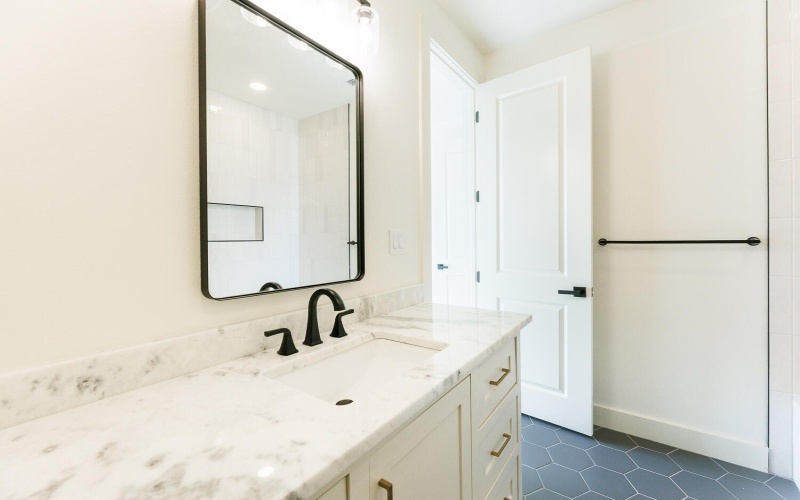 15005 Canton Avenue, Lubbock, TX 79423, 4 Bedrooms Bedrooms, ,5 BathroomsBathrooms,Residential,For Sale,15005 Canton Avenue,0,202603518