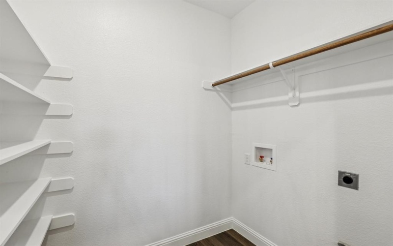 1037 Nighthawk Trail, Alvarado, TX 76009, 4 Bedrooms Bedrooms, ,2 BathroomsBathrooms,Residential,For Sale,1037 Nighthawk Trail,0,21067928