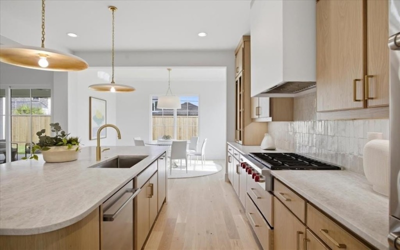 6804 Santa Maria Lane, Dallas, TX 75214, 5 Bedrooms Bedrooms, ,6 BathroomsBathrooms,Residential,For Sale,6804 Santa Maria Lane,0,21187064