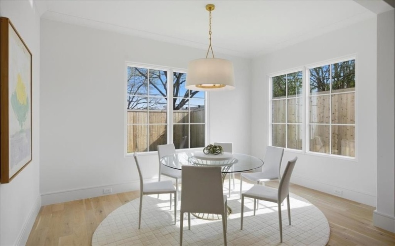 6804 Santa Maria Lane, Dallas, TX 75214, 5 Bedrooms Bedrooms, ,6 BathroomsBathrooms,Residential,For Sale,6804 Santa Maria Lane,0,21187064