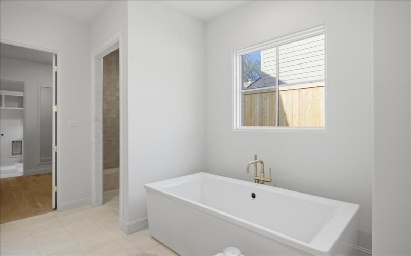 6804 Santa Maria Lane, Dallas, TX 75214, 5 Bedrooms Bedrooms, ,6 BathroomsBathrooms,Residential,For Sale,6804 Santa Maria Lane,0,21187064