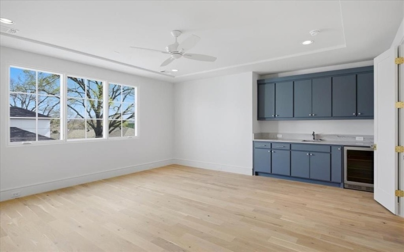 6804 Santa Maria Lane, Dallas, TX 75214, 5 Bedrooms Bedrooms, ,6 BathroomsBathrooms,Residential,For Sale,6804 Santa Maria Lane,0,21187064