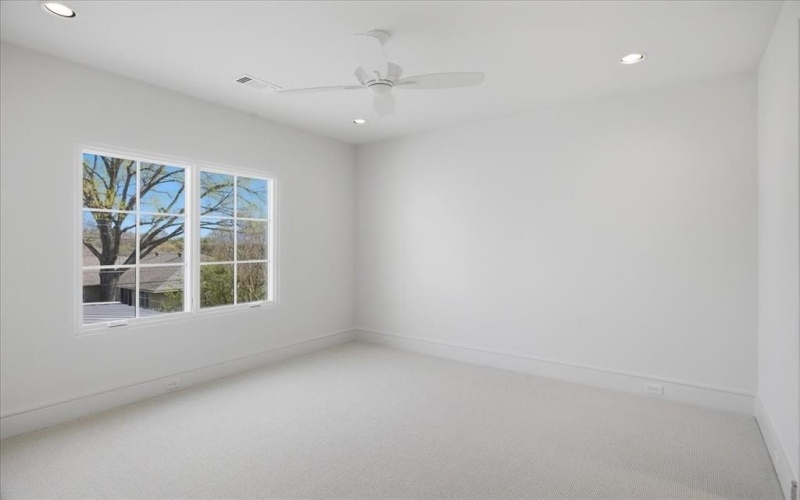 6804 Santa Maria Lane, Dallas, TX 75214, 5 Bedrooms Bedrooms, ,6 BathroomsBathrooms,Residential,For Sale,6804 Santa Maria Lane,0,21187064