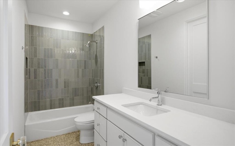 6804 Santa Maria Lane, Dallas, TX 75214, 5 Bedrooms Bedrooms, ,6 BathroomsBathrooms,Residential,For Sale,6804 Santa Maria Lane,0,21187064