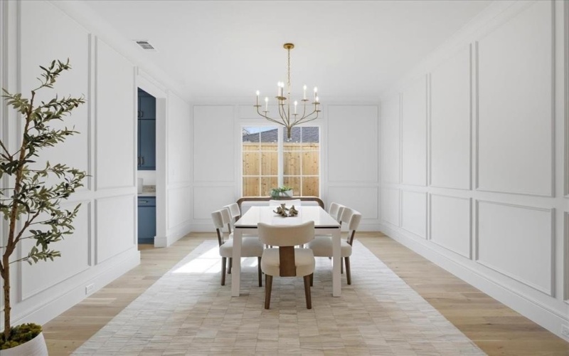 6804 Santa Maria Lane, Dallas, TX 75214, 5 Bedrooms Bedrooms, ,6 BathroomsBathrooms,Residential,For Sale,6804 Santa Maria Lane,0,21187064