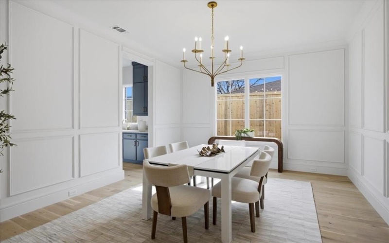 6804 Santa Maria Lane, Dallas, TX 75214, 5 Bedrooms Bedrooms, ,6 BathroomsBathrooms,Residential,For Sale,6804 Santa Maria Lane,0,21187064