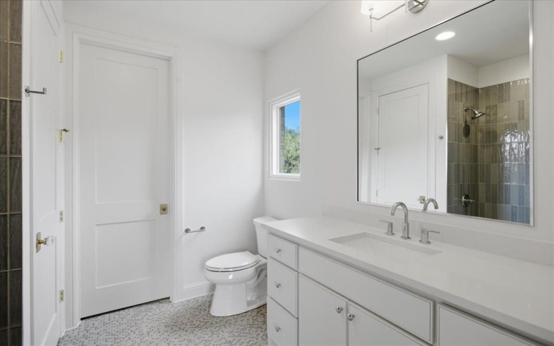 5043 Linnet Lane, Dallas, TX 75209, 4 Bedrooms Bedrooms, ,5 BathroomsBathrooms,Residential,For Sale,5043 Linnet Lane,0,21187084