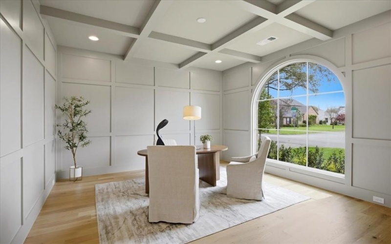 5043 Linnet Lane, Dallas, TX 75209, 4 Bedrooms Bedrooms, ,5 BathroomsBathrooms,Residential,For Sale,5043 Linnet Lane,0,21187084