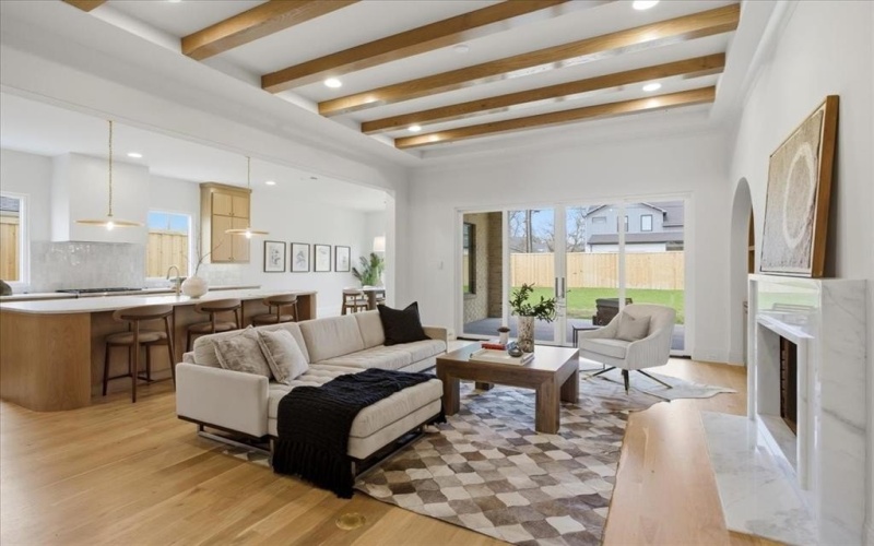 5043 Linnet Lane, Dallas, TX 75209, 4 Bedrooms Bedrooms, ,5 BathroomsBathrooms,Residential,For Sale,5043 Linnet Lane,0,21187084