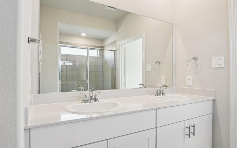 404 Castle Road, Sherman, TX 75092, 4 Habitaciones Habitaciones , ,3 BañosBaños,Residential,En Venta,404 Castle Road,0,21207372