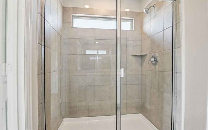 404 Castle Road, Sherman, TX 75092, 4 Habitaciones Habitaciones , ,3 BañosBaños,Residential,En Venta,404 Castle Road,0,21207372