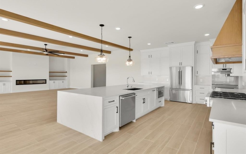 12409 Bella Perdono Drive, Fort Worth, TX 76126, 4 Bedrooms Bedrooms, ,5 BathroomsBathrooms,Residential,For Sale,12409 Bella Perdono Drive,0,21208337