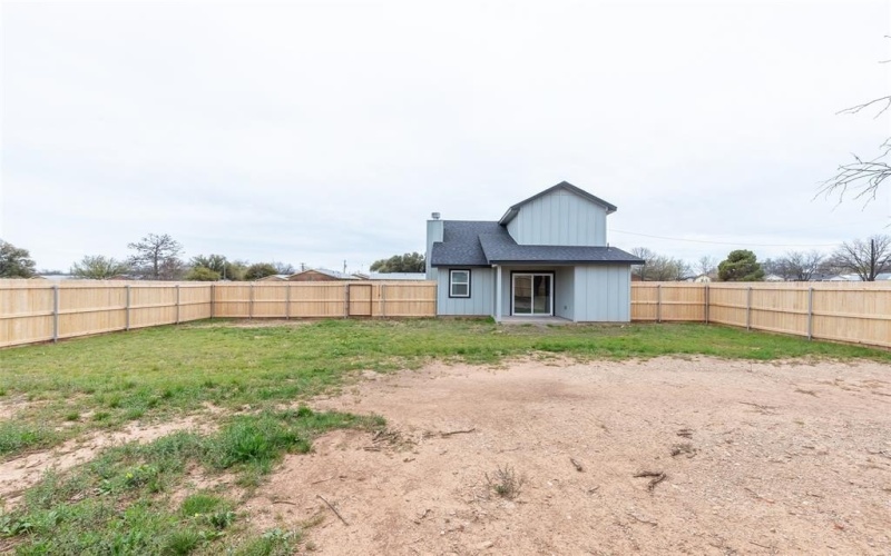 708 W 1st Street, Coleman, TX 76834, 3 Bedrooms Bedrooms, ,2 BathroomsBathrooms,Residential,For Sale,708 W 1st Street,0,21209180
