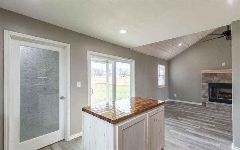 708 W 1st Street, Coleman, TX 76834, 3 Bedrooms Bedrooms, ,2 BathroomsBathrooms,Residential,For Sale,708 W 1st Street,0,21209180