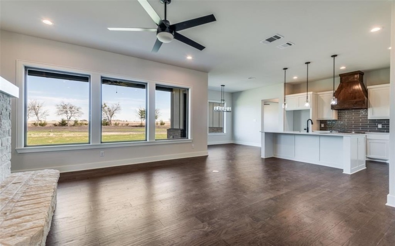 815 Evergreen Way, Nevada, TX 75173, 4 Bedrooms Bedrooms, ,3 BathroomsBathrooms,Residential,For Sale,815 Evergreen Way,0,21209350