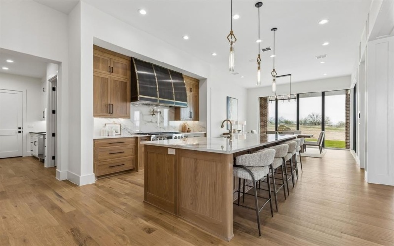 2016 Verona Drive, Weatherford, TX 76087, 4 Bedrooms Bedrooms, ,3 BathroomsBathrooms,Residential,For Sale,2016 Verona Drive,0,21209354