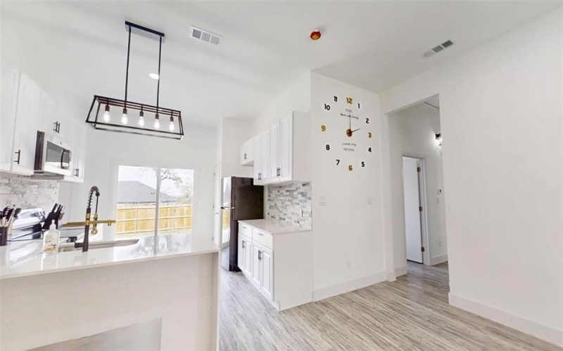 828 Indian Drive, Granbury, TX 76048, 3 Bedrooms Bedrooms, ,2 BathroomsBathrooms,Residential,For Sale,828 Indian Drive,0,21209583