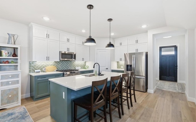 1018 Abigail Way, Midlothian, TX 76065, 3 Bedrooms Bedrooms, ,2 BathroomsBathrooms,Residential,For Sale,1018 Abigail Way,0,21209827