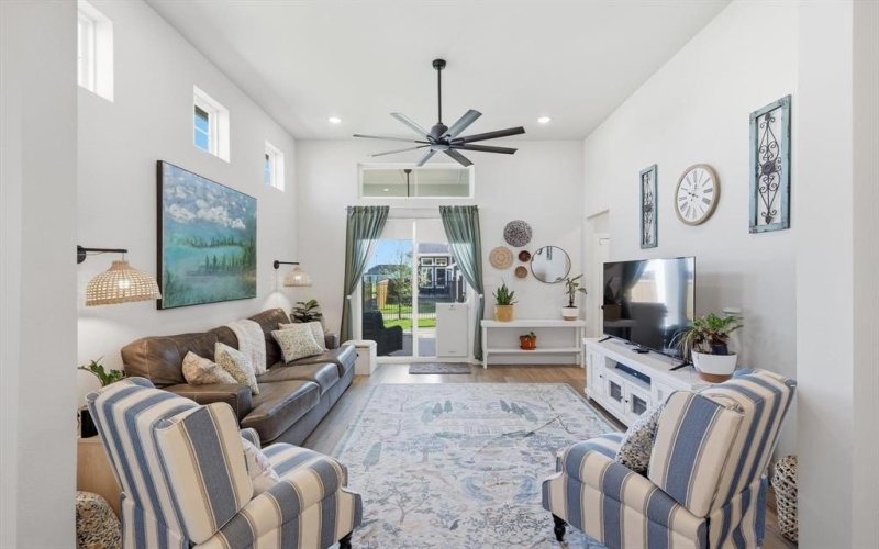 1018 Abigail Way, Midlothian, TX 76065, 3 Bedrooms Bedrooms, ,2 BathroomsBathrooms,Residential,For Sale,1018 Abigail Way,0,21209827