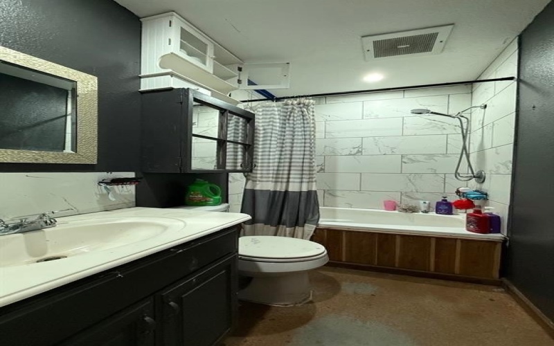 1633 Kay Lane, Reno, TX 76020, 3 Bedrooms Bedrooms, ,2 BathroomsBathrooms,Residential,For Sale,1633 Kay Lane,0,21210309