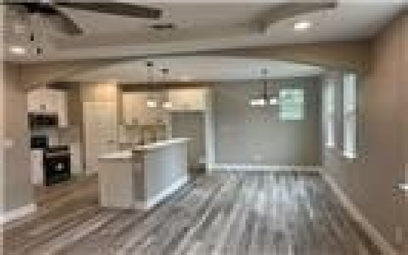 3211 Brazos River Drive, Granbury, TX 76048, 3 Bedrooms Bedrooms, ,2 BathroomsBathrooms,Residential,For Sale,3211 Brazos River Drive,0,21210359