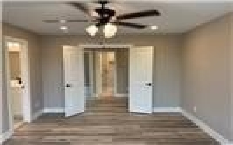 3211 Brazos River Drive, Granbury, TX 76048, 3 Bedrooms Bedrooms, ,2 BathroomsBathrooms,Residential,For Sale,3211 Brazos River Drive,0,21210359