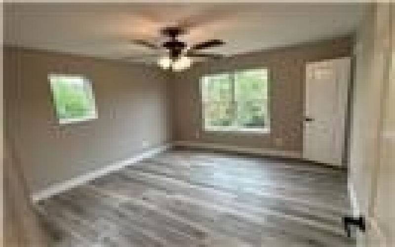 3211 Brazos River Drive, Granbury, TX 76048, 3 Bedrooms Bedrooms, ,2 BathroomsBathrooms,Residential,For Sale,3211 Brazos River Drive,0,21210359