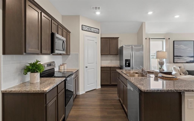 315 Whispering Pine Drive, Royse City, TX 75189, 4 Bedrooms Bedrooms, ,3 BathroomsBathrooms,Residential,For Sale,315 Whispering Pine Drive,0,21210650