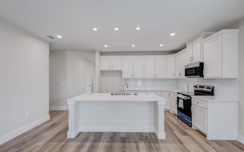 1625 Avenue D, Grand Prairie, TX 75051, 4 Bedrooms Bedrooms, ,2 BathroomsBathrooms,Residential,For Sale,1625 Avenue D,0,21210732