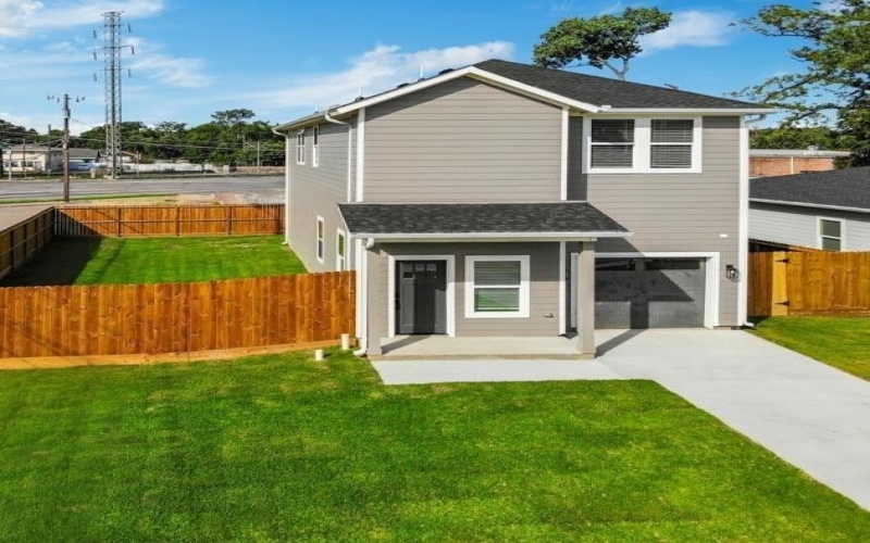 2725 1st Avenue, Dallas, TX 75210, 3 Bedrooms Bedrooms, ,2 BathroomsBathrooms,Residential,For Sale,2725 1st Avenue,0,21210820