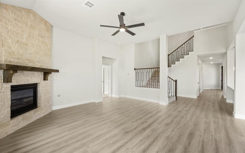 212 Rosewood Drive, Glenn Heights, TX 75154, 4 Bedrooms Bedrooms, ,3 BathroomsBathrooms,Residential,For Sale,212 Rosewood Drive,20700852