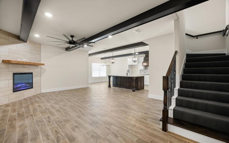 178 Valley View Street, Glen Rose, TX 76043, 5 Bedrooms Bedrooms, ,3 BathroomsBathrooms,Residential,For Sale,178 Valley View Street,0,21211039