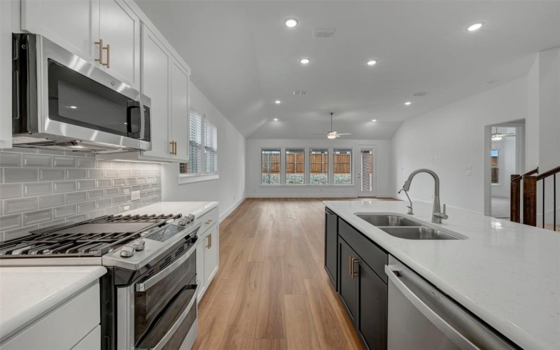 6328 Foxglove Lane, McKinney, TX 75071, 4 Bedrooms Bedrooms, ,2 BathroomsBathrooms,Residential,For Sale,6328 Foxglove Lane,0,21211069