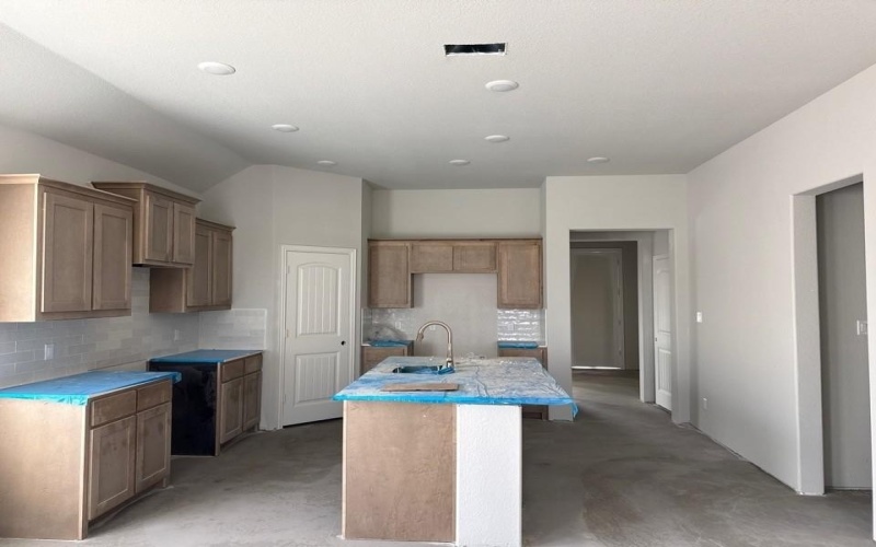 1237 Frio Drive, Springtown, TX 76082, 4 Bedrooms Bedrooms, ,2 BathroomsBathrooms,Residential,For Sale,1237 Frio Drive,0,21211097