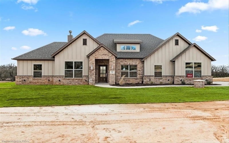 3001 Arabian Court, Springtown, TX 76082, 3 Bedrooms Bedrooms, ,2 BathroomsBathrooms,Residential,For Sale,3001 Arabian Court,0,21211122