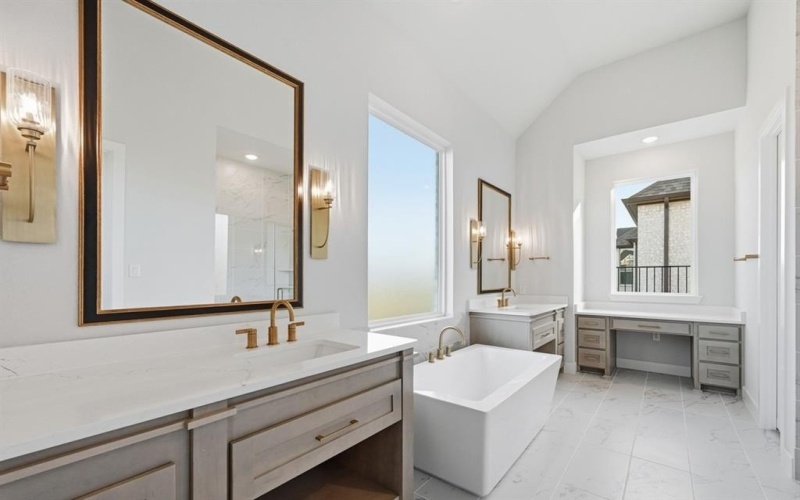 2438 Miranda Lane, Rockwall, TX 75087, 4 Bedrooms Bedrooms, ,3 BathroomsBathrooms,Residential,For Sale,2438 Miranda Lane,0,21211224