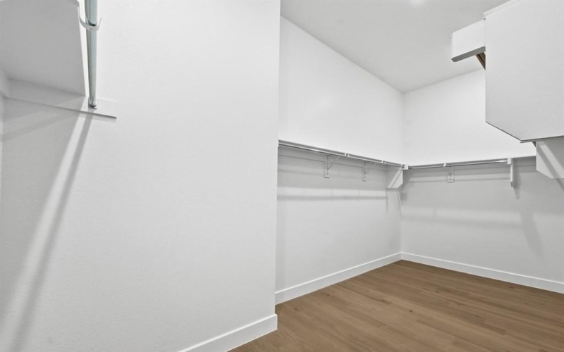 2438 Miranda Lane, Rockwall, TX 75087, 4 Bedrooms Bedrooms, ,3 BathroomsBathrooms,Residential,For Sale,2438 Miranda Lane,0,21211224