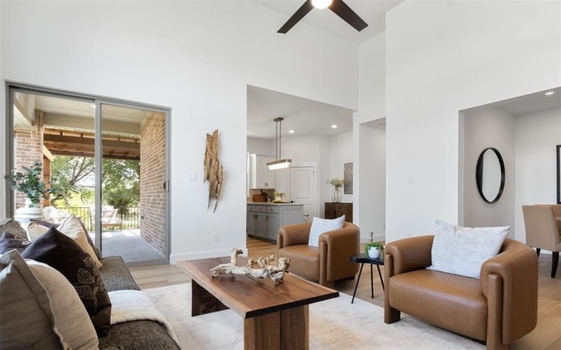 8314 Cottonwood Creek Trail, Rowlett, TX 75089, 4 Habitaciones Habitaciones , ,3 BañosBaños,Residential,En Venta,8314 Cottonwood Creek Trail,0,20700868