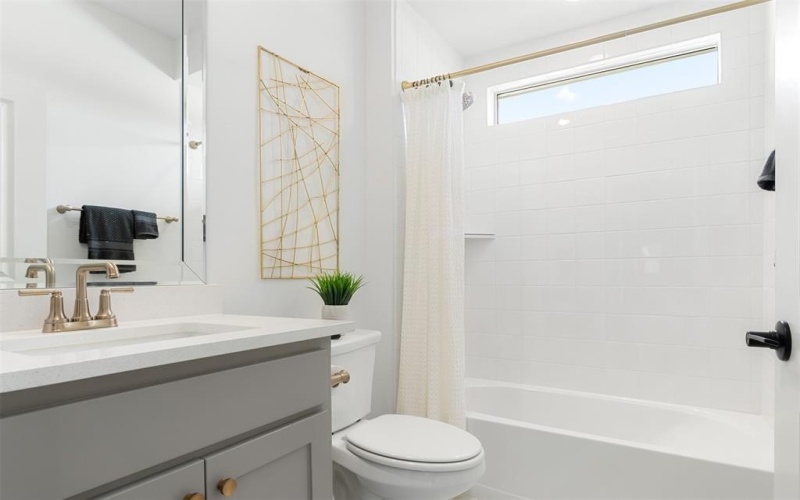 8314 Cottonwood Creek Trail, Rowlett, TX 75089, 4 Habitaciones Habitaciones , ,3 BañosBaños,Residential,En Venta,8314 Cottonwood Creek Trail,0,20700868