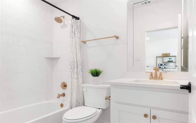 8314 Cottonwood Creek Trail, Rowlett, TX 75089, 4 Habitaciones Habitaciones , ,3 BañosBaños,Residential,En Venta,8314 Cottonwood Creek Trail,0,20700868