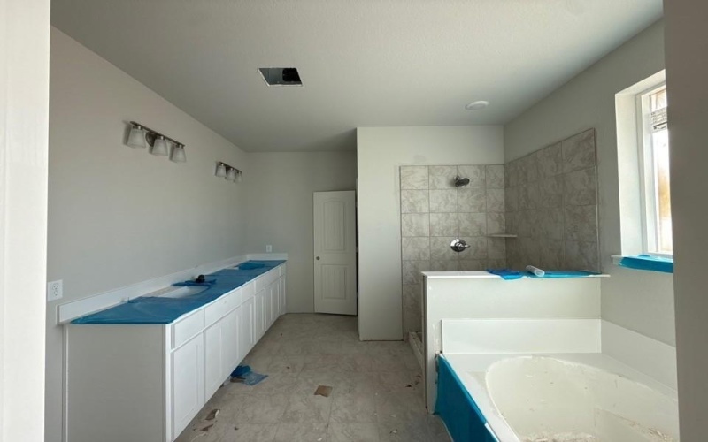 1329 Frio Drive, Springtown, TX 76082, 4 Bedrooms Bedrooms, ,2 BathroomsBathrooms,Residential,For Sale,1329 Frio Drive,0,21211355