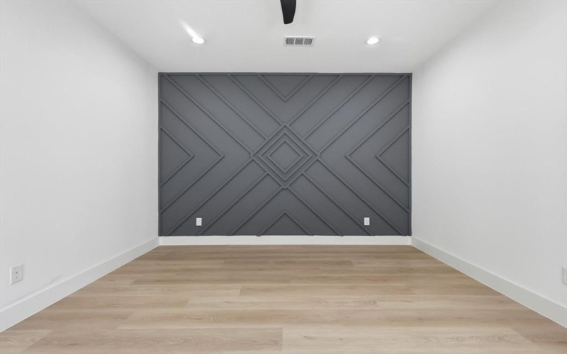 2532 Lowery Street, Dallas, TX 75215, 4 Bedrooms Bedrooms, ,2 BathroomsBathrooms,Residential,For Sale,2532 Lowery Street,0,21211442