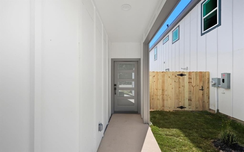 2532 Lowery Street, Dallas, TX 75215, 4 Bedrooms Bedrooms, ,2 BathroomsBathrooms,Residential,For Sale,2532 Lowery Street,0,21211442